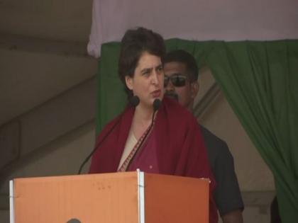 Jharkhand elections: Priyanka Gandhi challenges PM to speak on 'real issues' | Jharkhand elections: Priyanka Gandhi challenges PM to speak on 'real issues'