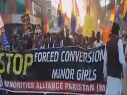 Pakistan: People protest against forced conversions of minor girls, demand Anti-Forced Conversions Bill | Pakistan: People protest against forced conversions of minor girls, demand Anti-Forced Conversions Bill