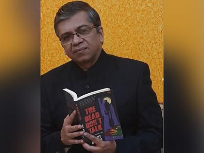 A classical murder mystery/thriller 'The Dead Don't Talk' is newly launched book by Sumit Ghosal | A classical murder mystery/thriller 'The Dead Don't Talk' is newly launched book by Sumit Ghosal