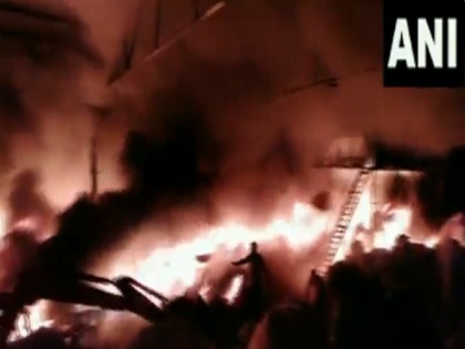 Fire breaks out at Mangaluru's Pachchanady | Fire breaks out at Mangaluru's Pachchanady
