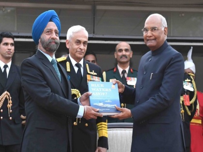 President Kovind attends 'At Home' reception on Navy Day | President Kovind attends 'At Home' reception on Navy Day