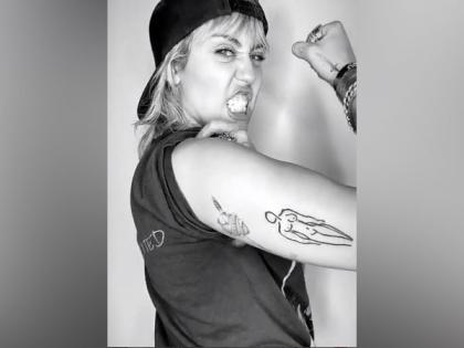 Miley Cyrus' new tattoo pays tribute to Matisse and Leonard Cohen | Miley Cyrus' new tattoo pays tribute to Matisse and Leonard Cohen Miley Cyrus' new tattoo pays tribute to Matisse and Leonard Cohen | Miley Cyrus' new tattoo pays tribute to Matisse and Leonard Cohen