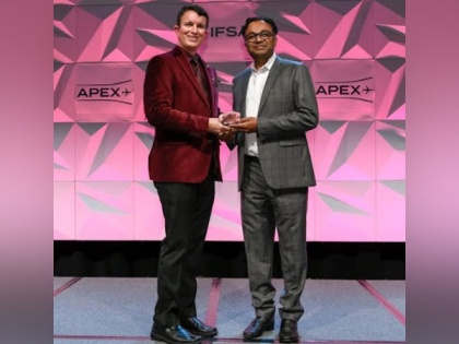 SpiceJet receives 2021 'APEX Newcomer of the Year' Award for Cabin Crew App | SpiceJet receives 2021 'APEX Newcomer of the Year' Award for Cabin Crew App