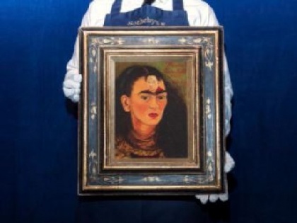 Frida Kahlo portrait sells for record $34.9 million in New York auction | Frida Kahlo portrait sells for record $34.9 million in New York auction