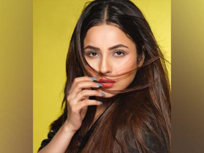 Shehnaaz Gill digs out adorable childhood picture | Shehnaaz Gill digs out adorable childhood picture
