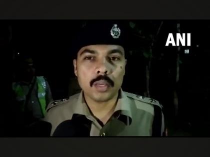Police arrest man for triple murder in UP's Gorakhpur | Police arrest man for triple murder in UP's Gorakhpur Police arrest man for triple murder in UP's Gorakhpur | Police arrest man for triple murder in UP's Gorakhpur