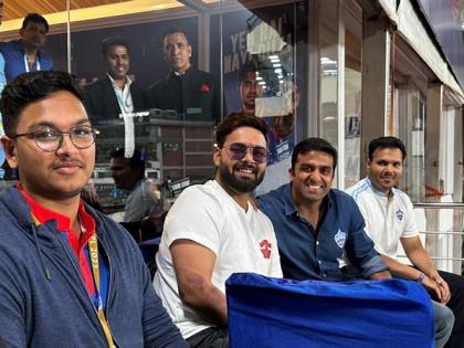 IPL 2023: Rishabh Pant cheers Delhi Capitals, fans give him rousing reception on first stadium visit after accident | IPL 2023: Rishabh Pant cheers Delhi Capitals, fans give him rousing reception on first stadium visit after accident