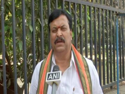 Telangana BJP asks CM KCR to stop blame game over paddy procurement | Telangana BJP asks CM KCR to stop blame game over paddy procurement