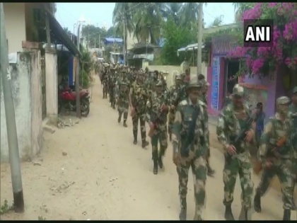Tamil Nadu: Police, paramilitary forces conduct flag march in Ramanathapuram ahead of Assembly elections | Tamil Nadu: Police, paramilitary forces conduct flag march in Ramanathapuram ahead of Assembly elections