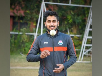 J-K LG congratulates pacer Umran Malik for being selected in India A squad for SA tour | J-K LG congratulates pacer Umran Malik for being selected in India A squad for SA tour