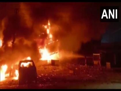 Medical students, shop owners clash in Bihar, at least 10 injured | Medical students, shop owners clash in Bihar, at least 10 injured Medical students, shop owners clash in Bihar, at least 10 injured | Medical students, shop owners clash in Bihar, at least 10 injured