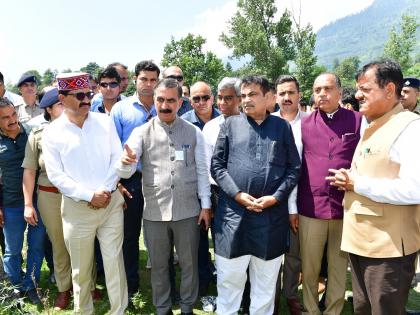 Gadkari announces Rs 400 crore for restoration of roads in Himachal | Gadkari announces Rs 400 crore for restoration of roads in Himachal