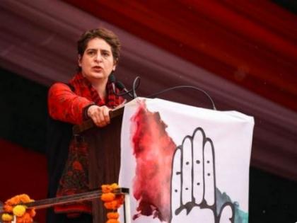 Priyanka holds Congress show in Uttar Pradesh | Priyanka holds Congress show in Uttar Pradesh