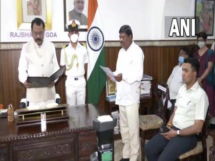 Ganesh Gaonkar sworn in as pro-tem Speaker of Goa Assembly | Ganesh Gaonkar sworn in as pro-tem Speaker of Goa Assembly