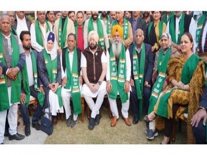Ahead of Punjab polls, former Congress MP, others join Amarinder Singh's party | Ahead of Punjab polls, former Congress MP, others join Amarinder Singh's party