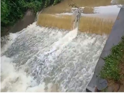 2 missing after car washed away in overflowing stream in Andhra's Chittoor | 2 missing after car washed away in overflowing stream in Andhra's Chittoor