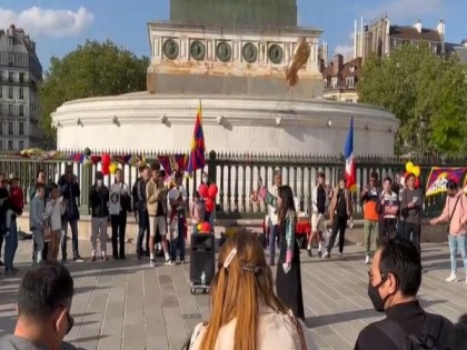 Tibetans in France stage protest on Panchen Lama's 33rd birthday, raise anti-China slogans | Tibetans in France stage protest on Panchen Lama's 33rd birthday, raise anti-China slogans