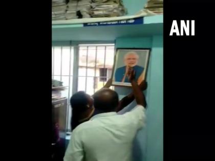 Row over removal of PM Modi's photo at Tamil Nadu Panchayat office, BJP workers protest | Row over removal of PM Modi's photo at Tamil Nadu Panchayat office, BJP workers protest