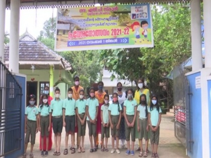 School in Kerala's Kochi adopts gender-neutral uniform for students | School in Kerala's Kochi adopts gender-neutral uniform for students