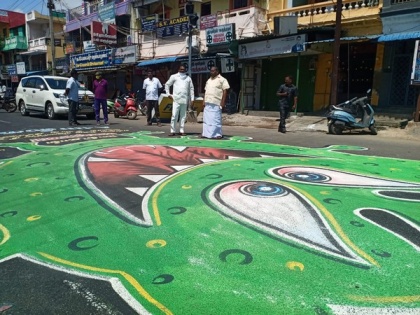 Coronavirus theme-paintings on roads in Puducherry to create awareness | Coronavirus theme-paintings on roads in Puducherry to create awareness