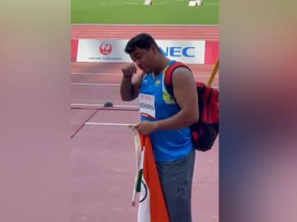 Teary-eyed Yogesh Kathuniya thanks his mother after silver medal win at Paralympics | Teary-eyed Yogesh Kathuniya thanks his mother after silver medal win at Paralympics