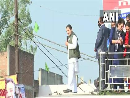 Rahul Gandhi leads march against Centre in Amethi, says demonetization, 'wrongly implemented' GST behind unemployment | Rahul Gandhi leads march against Centre in Amethi, says demonetization, 'wrongly implemented' GST behind unemployment