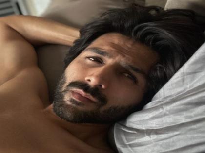 Kartik Aaryan celebrated Valentine's Day with this 'hooman' | Kartik Aaryan celebrated Valentine's Day with this 'hooman' Kartik Aaryan celebrated Valentine's Day with this 'hooman' | Kartik Aaryan celebrated Valentine's Day with this 'hooman'