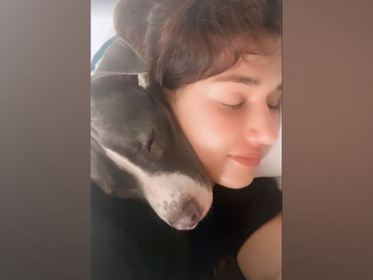 Disha cuddles up with her pet, watch adorable pictures | Disha cuddles up with her pet, watch adorable pictures