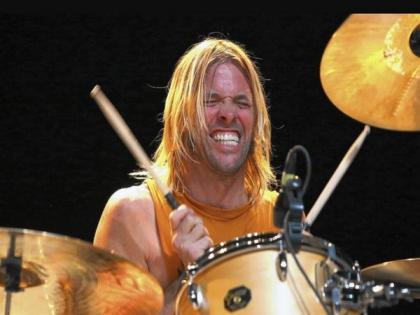 Foo Fighters call off tour dates following Taylor Hawkins' death | Foo Fighters call off tour dates following Taylor Hawkins' death