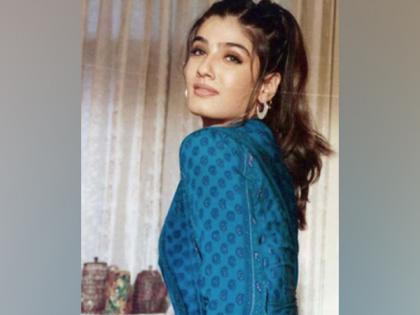 Raveena Tandon gets nostalgic as 'Bade Miyan Chote Miyan' clocks 23 years | Raveena Tandon gets nostalgic as 'Bade Miyan Chote Miyan' clocks 23 years Raveena Tandon gets nostalgic as 'Bade Miyan Chote Miyan' clocks 23 years | Raveena Tandon gets nostalgic as 'Bade Miyan Chote Miyan' clocks 23 years