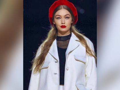 Fans get first glimpse of Gigi Hadid's baby bump | Fans get first glimpse of Gigi Hadid's baby bump Fans get first glimpse of Gigi Hadid's baby bump | Fans get first glimpse of Gigi Hadid's baby bump