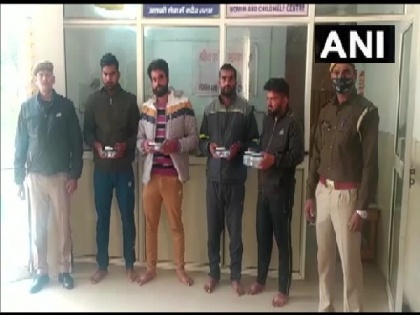 Noida Police bust gang impersonating candidates in SSC exams; 4 held | Noida Police bust gang impersonating candidates in SSC exams; 4 held