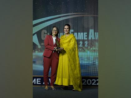 Sweta Samota, India's leading book coach conferred with the Global Fame Award 2022 | Sweta Samota, India's leading book coach conferred with the Global Fame Award 2022 Sweta Samota, India's leading book coach conferred with the Global Fame Award 2022 | Sweta Samota, India's leading book coach conferred with the Global Fame Award 2022
