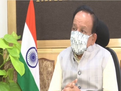 Harsh Vardhan praises PM Modi for leading by example, urges opposition to take COVID-19 vaccine | Harsh Vardhan praises PM Modi for leading by example, urges opposition to take COVID-19 vaccine