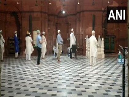 Delhi's Hazrat Nizamuddin Dargah reopens for public | Delhi's Hazrat Nizamuddin Dargah reopens for public