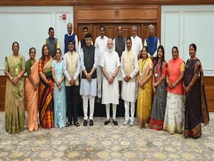 PM Modi meets district Panchayat Members from Gujarat to improve quality of life, infrastructure in villages | PM Modi meets district Panchayat Members from Gujarat to improve quality of life, infrastructure in villages