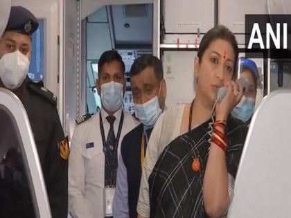 Smriti Irani receives stranded Indians, evacuated from Ukraine in special flight from Poland | Smriti Irani receives stranded Indians, evacuated from Ukraine in special flight from Poland