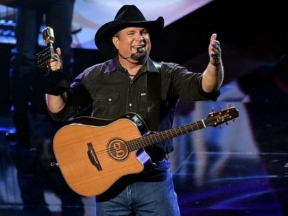Garth Brooks cancels upcoming tour shows over COVID-19 concerns | Garth Brooks cancels upcoming tour shows over COVID-19 concerns