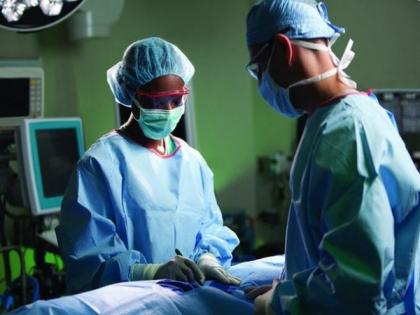 Study finds women and low-income patients have higher mortality rates after heart surgery | Study finds women and low-income patients have higher mortality rates after heart surgery