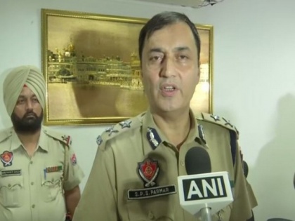 Amritsar: 13.72 kg heroin seized near Indo-Pak border | Amritsar: 13.72 kg heroin seized near Indo-Pak border