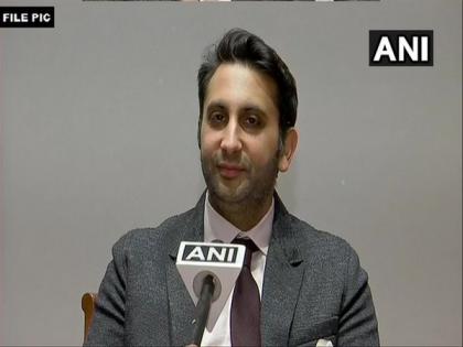 Adar Poonawala is the only official spokesperson, clarifies SII after executive director criticises Centre over COVID vaccination | Adar Poonawala is the only official spokesperson, clarifies SII after executive director criticises Centre over COVID vaccination