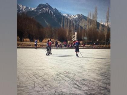 Frozen lakes pave way for ice hockey, skating in Leh | Frozen lakes pave way for ice hockey, skating in Leh Frozen lakes pave way for ice hockey, skating in Leh | Frozen lakes pave way for ice hockey, skating in Leh