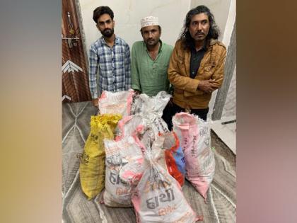 Gujarat ATS seizes 120 kg of Heroin worth Rs 600 cr, 3 held | Gujarat ATS seizes 120 kg of Heroin worth Rs 600 cr, 3 held