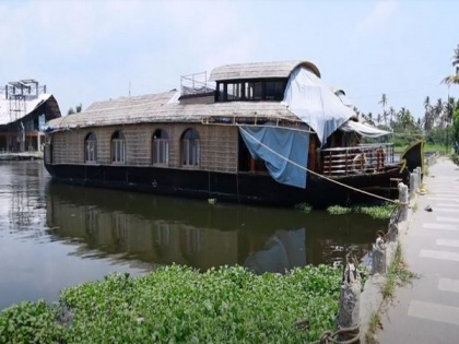 Kerala: Houseboats to be turned into COVID-19 isolation wards in Alappuzha | Kerala: Houseboats to be turned into COVID-19 isolation wards in Alappuzha