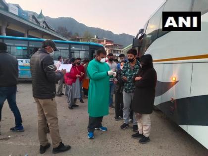 COVID-19 : Himachal Pradesh sents back over 35 tourists | COVID-19 : Himachal Pradesh sents back over 35 tourists
