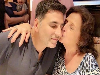 'Must be singing Happy Birthday to me': Akshay Kumar misses late mother on his birthday | 'Must be singing Happy Birthday to me': Akshay Kumar misses late mother on his birthday