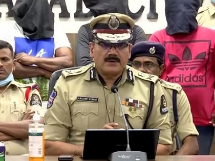 Several cops contracted COVID on duty, must follow precautions: Hyderabad police commissioner | Several cops contracted COVID on duty, must follow precautions: Hyderabad police commissioner