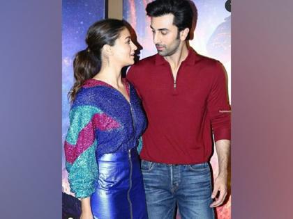 Ranbir Kapoor and Alia Bhatt's wedding postponed? | Ranbir Kapoor and Alia Bhatt's wedding postponed? Ranbir Kapoor and Alia Bhatt's wedding postponed? | Ranbir Kapoor and Alia Bhatt's wedding postponed?