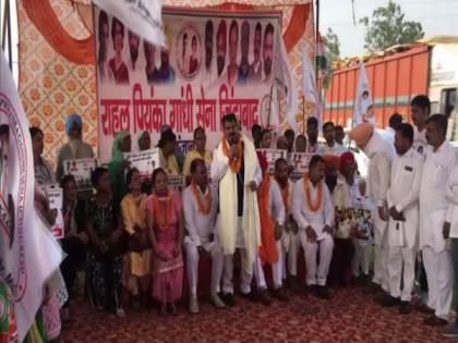 Punjab: Rahul Priyanka Gandhi Sena organises 'Halla Bol' against Centre's silence on inflation, unemployment | Punjab: Rahul Priyanka Gandhi Sena organises 'Halla Bol' against Centre's silence on inflation, unemployment