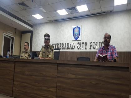 Hyderabad City Police to issues passes to vehicles carrying essential commodities | Hyderabad City Police to issues passes to vehicles carrying essential commodities